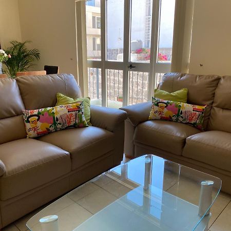 Newly Refurbished Mellieha Central Apartment ภายนอก รูปภาพ