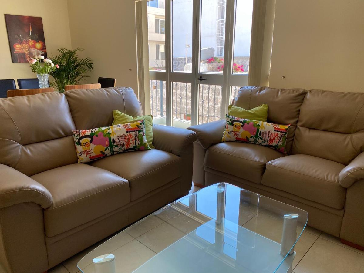 Newly Refurbished Mellieha Central Apartment ภายนอก รูปภาพ